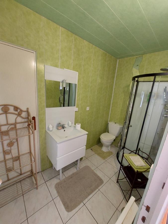 Chambres Les Salles Бовоар Екстериор снимка